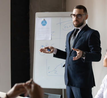 No vendemos solo un curso, te damos acompañamiento real hasta tu certificación.